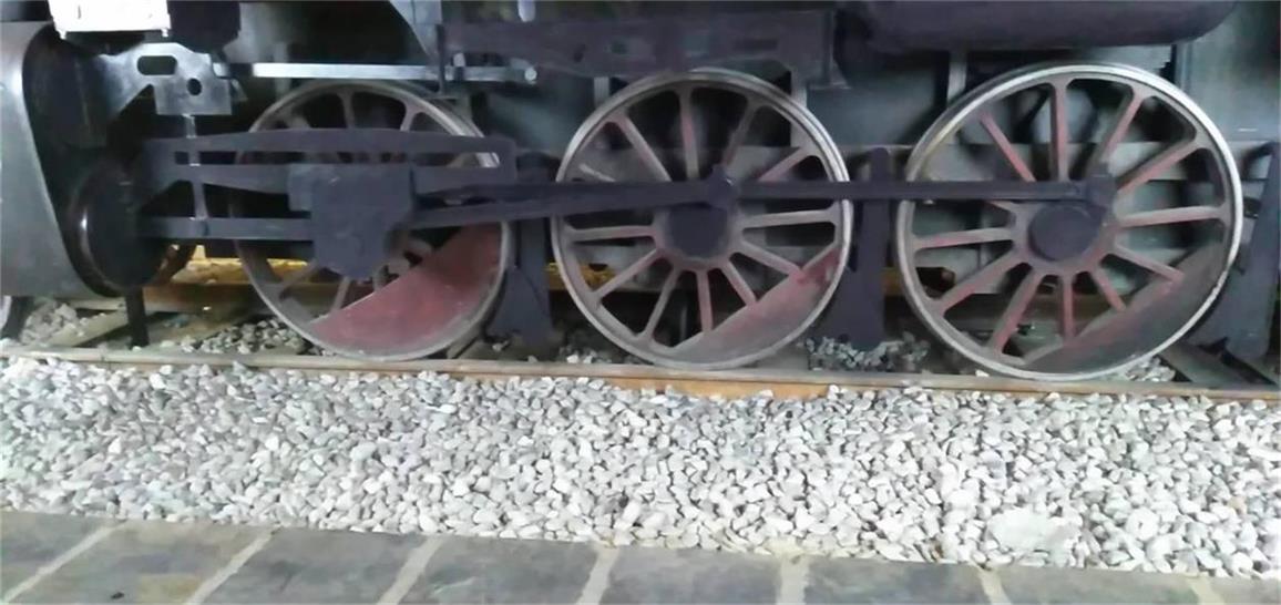 定洁县蒸汽火车模型